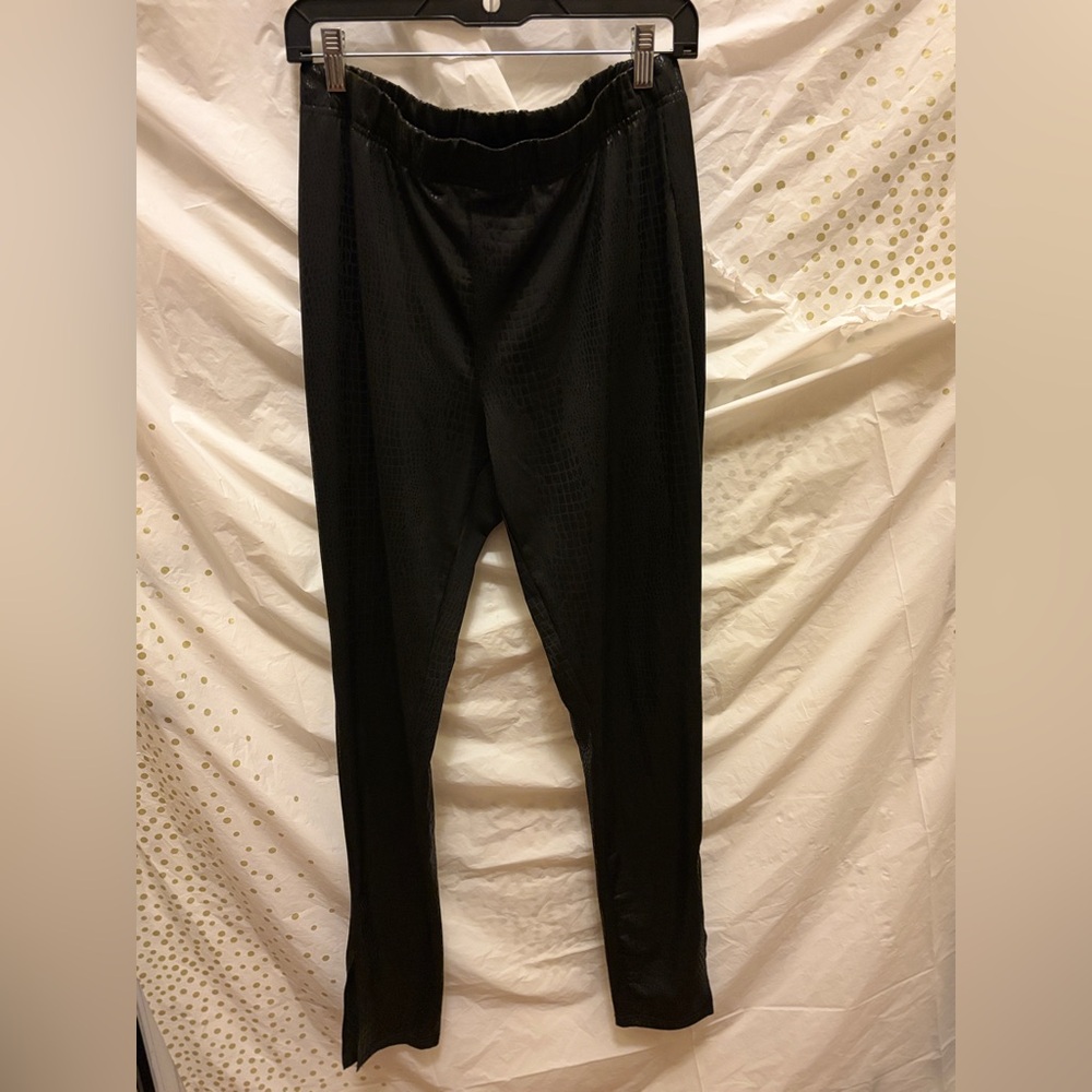 SHEIN Black Textured Leggings